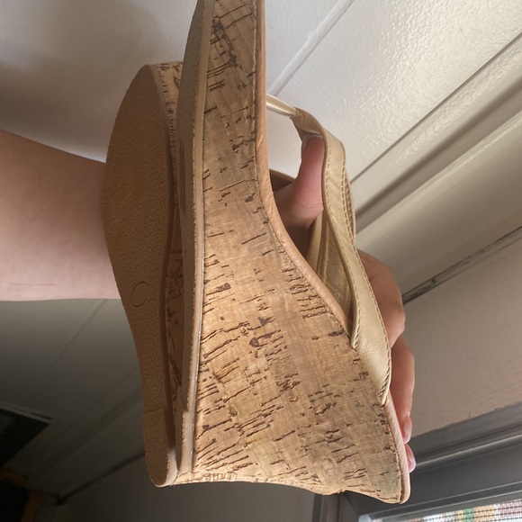 Spirit Moda tan wedge sandals - Picture 6 of 6